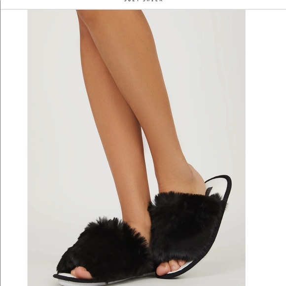 🎄🎁FAUX FUR SLIPPERS SIZE S/M - Picture 3 of 3